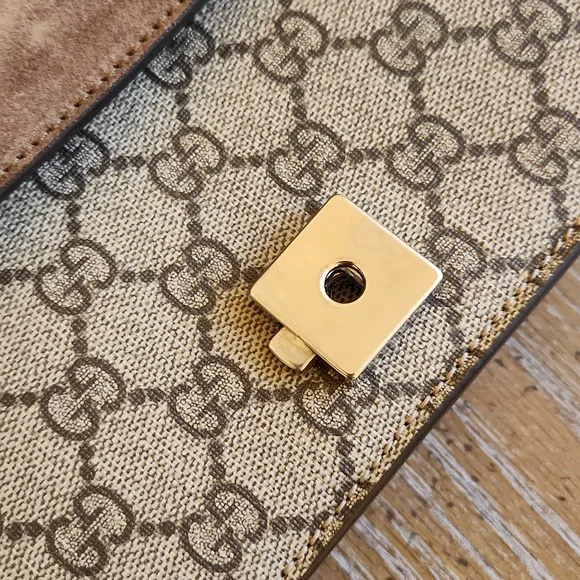 GUCCI Dionysus GG Supreme Mini Bag - Picture 7 of 13